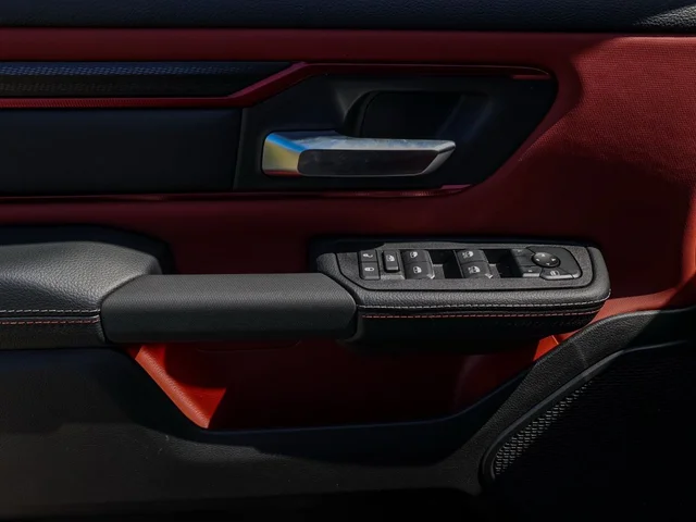 Nuevos RAM 1500 à Estados chez autogozo