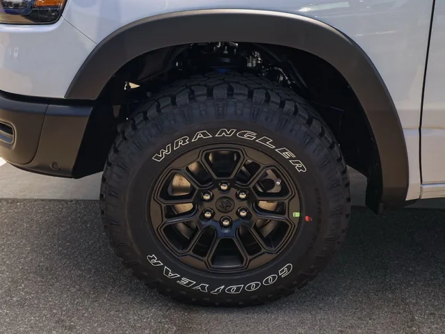 Nuevos RAM 1500 à Estados chez autogozo