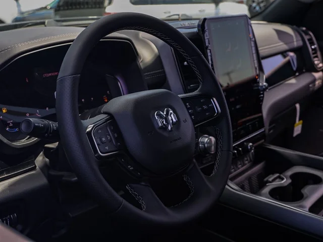 Nuevos RAM 1500 à Estados chez autogozo