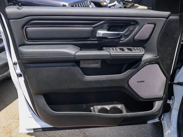 Nuevos RAM 1500 à Estados chez autogozo