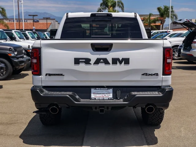 Nuevos RAM 1500 à Estados chez autogozo