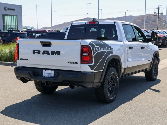 Nuevos RAM 1500 à Estados chez autogozo