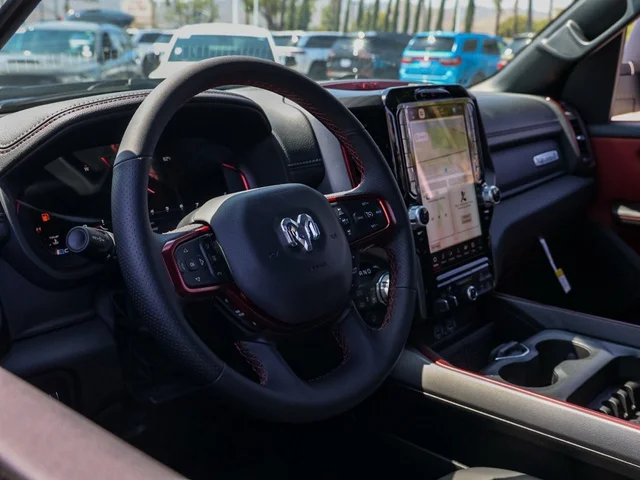 Nuevos RAM 1500 à Estados chez autogozo
