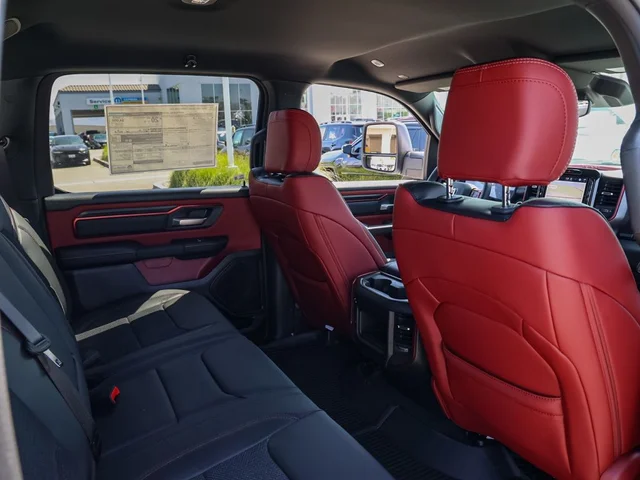 Nuevos RAM 1500 à Estados chez autogozo