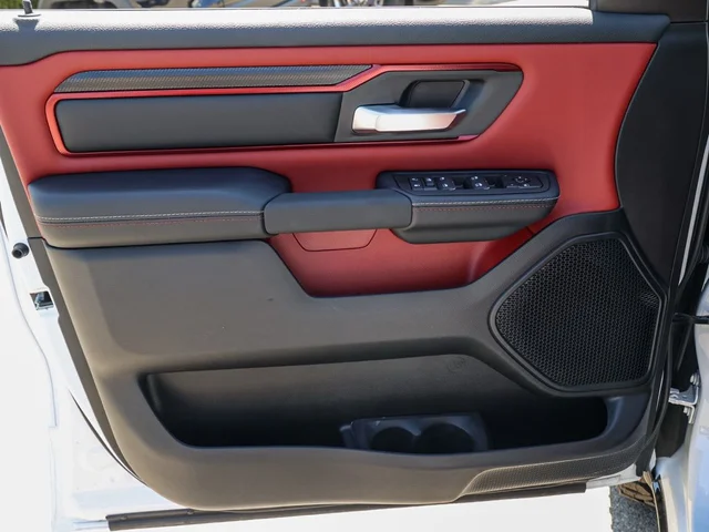 Nuevos RAM 1500 à Estados chez autogozo
