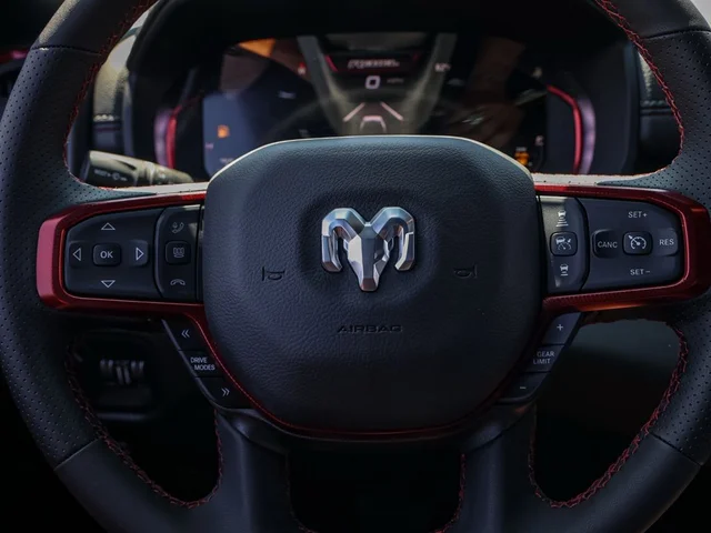 Nuevos RAM 1500 à Estados chez autogozo