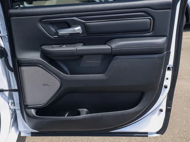 Nuevos RAM 1500 à Estados chez autogozo