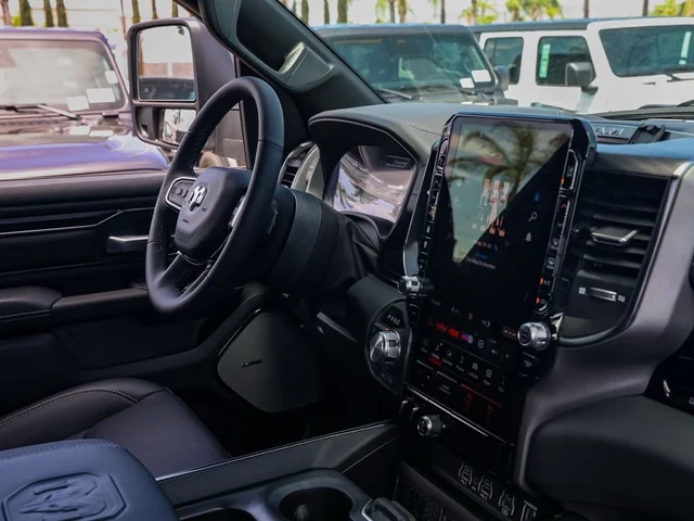 Nuevos RAM 1500 à Estados chez autogozo