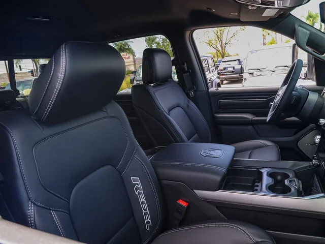 Nuevos RAM 1500 à Estados chez autogozo