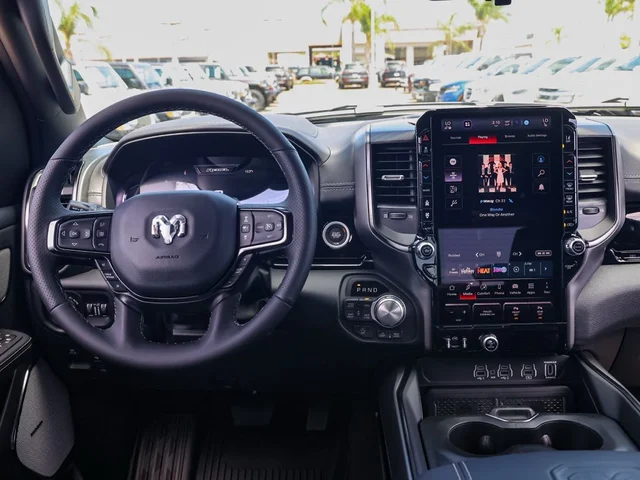 Nuevos RAM 1500 à Estados chez autogozo