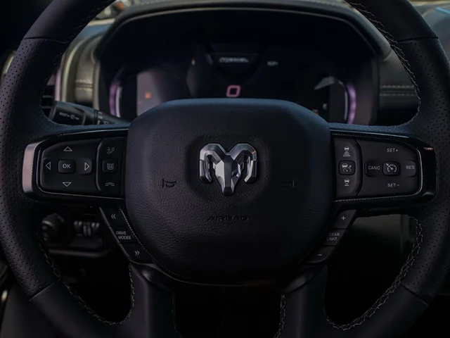 Nuevos RAM 1500 à Estados chez autogozo