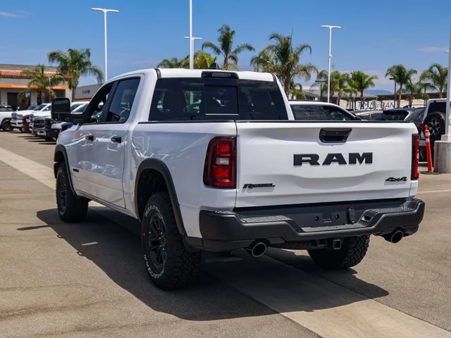 Nuevos RAM 1500 à Estados chez autogozo