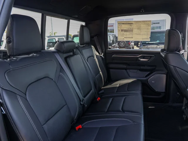 Nuevos RAM 1500 à Estados chez autogozo