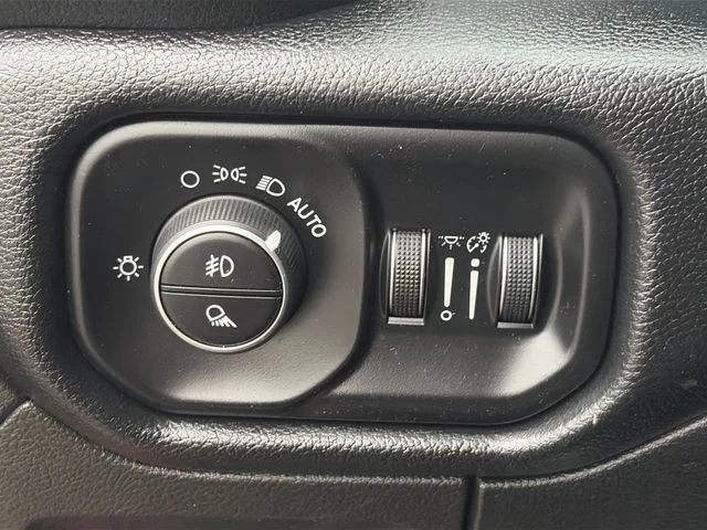 SEMINUEVOS RAM 1500 a Estados en autogozo