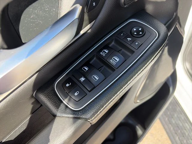 SEMINUEVOS RAM 1500 a Estados en autogozo