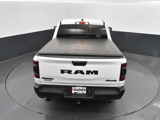 SEMINUEVOS RAM 1500 a Estados en autogozo