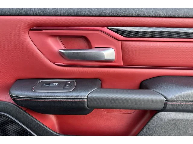 SEMINUEVOS RAM 1500 a Estados en autogozo