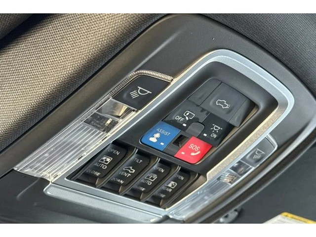 SEMINUEVOS RAM 1500 at ELK GROVE in Elk Grove Buick GMC