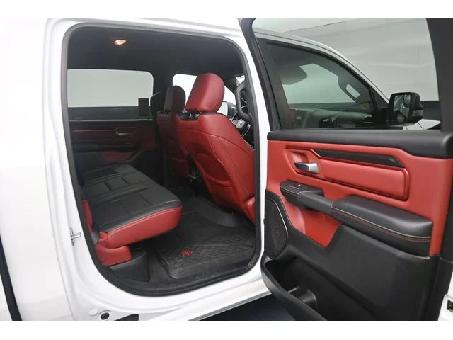 SEMINUEVOS RAM 1500 a Estados en autogozo