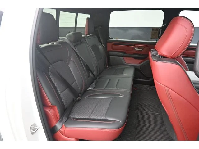 SEMINUEVOS RAM 1500 a Estados en autogozo