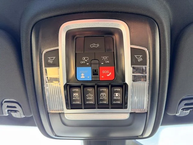 Nuevos RAM 1500 à Estados chez autogozo