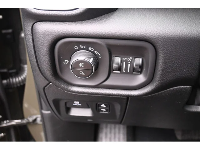 Nuevos RAM 1500 à Estados chez autogozo