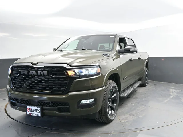 Nuevos RAM 1500 à Estados chez autogozo