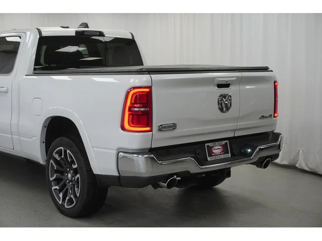 SEMINUEVOS RAM 1500 a Estados en autogozo