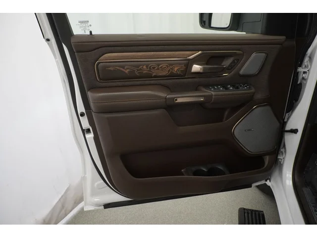 SEMINUEVOS RAM 1500 a Estados en autogozo