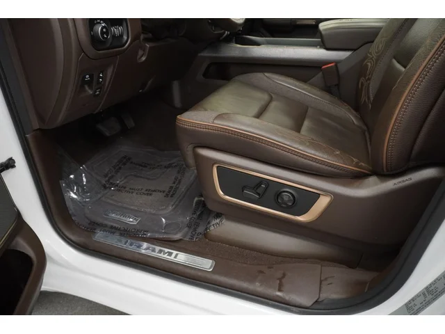 SEMINUEVOS RAM 1500 a Estados en autogozo