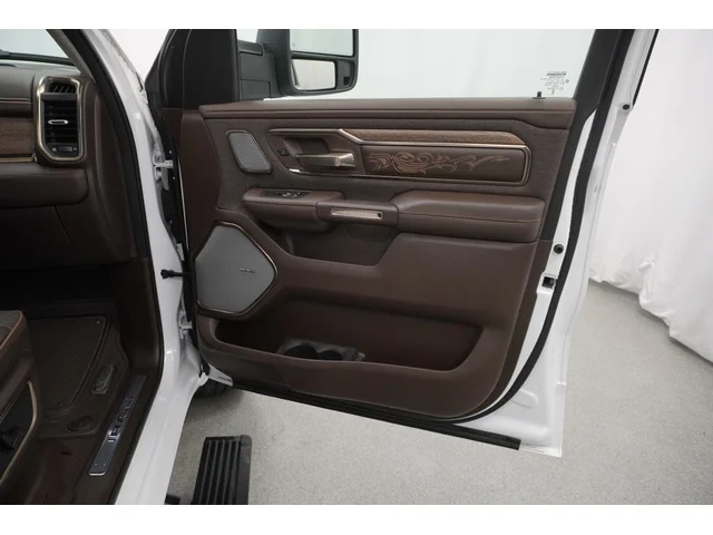 SEMINUEVOS RAM 1500 a Estados en autogozo