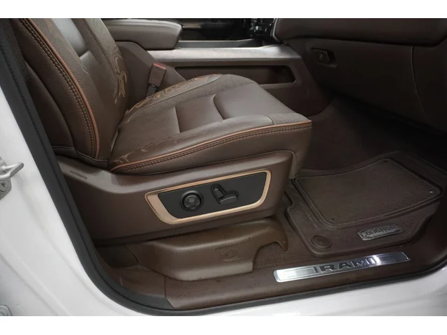 SEMINUEVOS RAM 1500 a Estados en autogozo