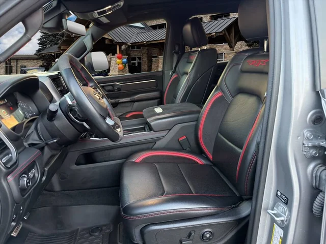 SEMINUEVOS RAM 1500 a Estados en autogozo