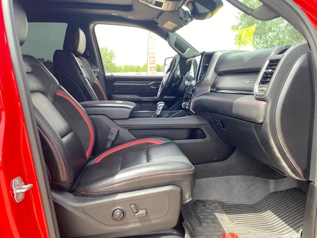 SEMINUEVOS RAM 1500 a Estados en autogozo