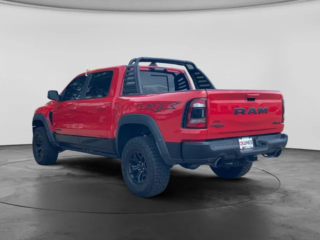 SEMINUEVOS RAM 1500 a Estados en autogozo