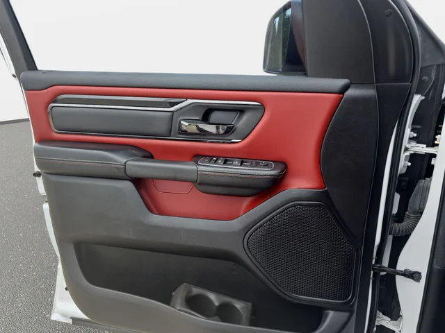 SEMINUEVOS RAM 1500 a Estados en autogozo