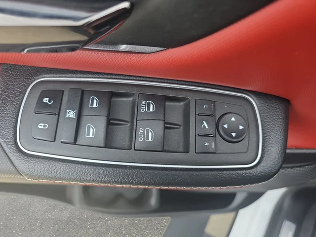 SEMINUEVOS RAM 1500 a Estados en autogozo