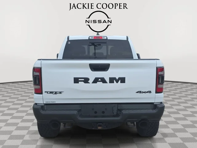 SEMINUEVOS RAM 1500 a Estados en autogozo