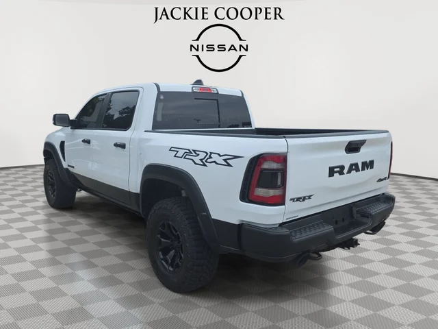 SEMINUEVOS RAM 1500 a Estados en autogozo