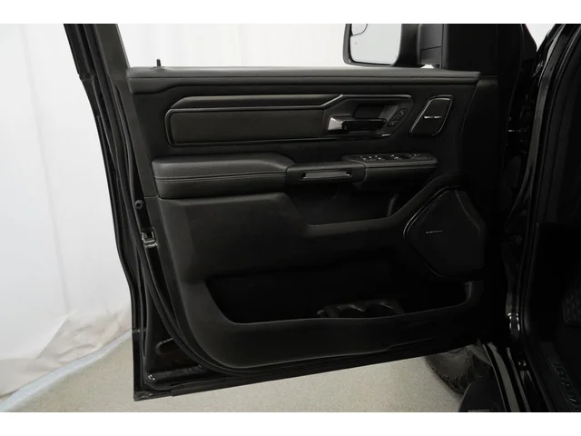 SEMINUEVOS RAM 1500 a Estados en autogozo
