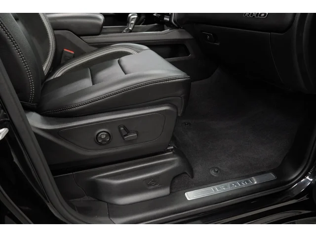SEMINUEVOS RAM 1500 a Estados en autogozo