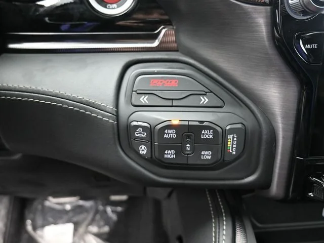 Nuevos RAM 1500 à Estados chez autogozo