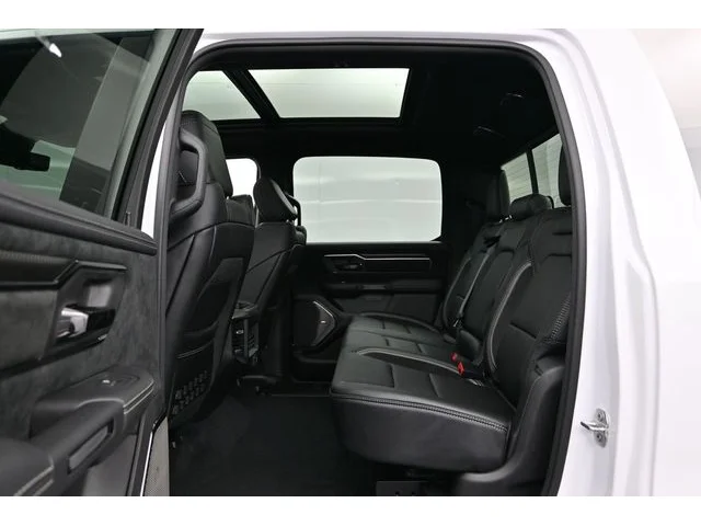 Nuevos RAM 1500 à Estados chez autogozo