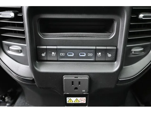 Nuevos RAM 1500 à Estados chez autogozo