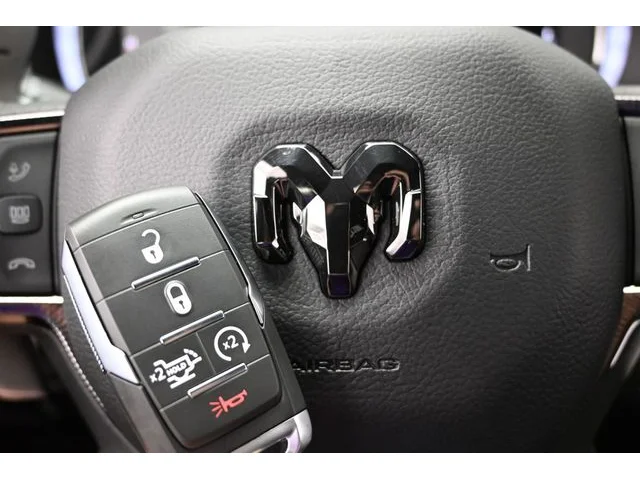 Nuevos RAM 1500 à Estados chez autogozo