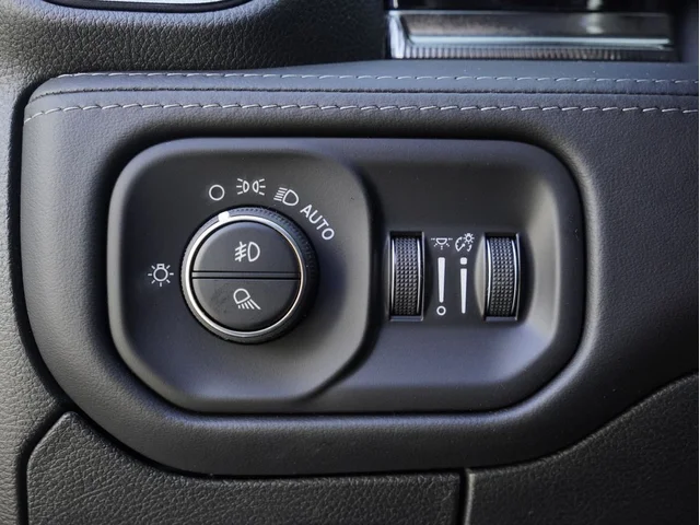 Nuevos RAM 1500 à Estados chez autogozo