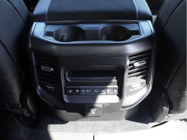 Nuevos RAM 1500 à Estados chez autogozo