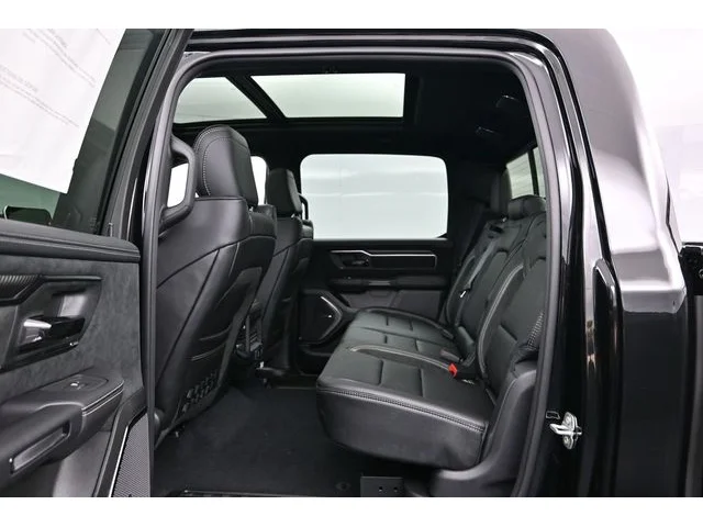 Nuevos RAM 1500 à Estados chez autogozo