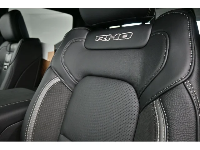 Nuevos RAM 1500 à Estados chez autogozo