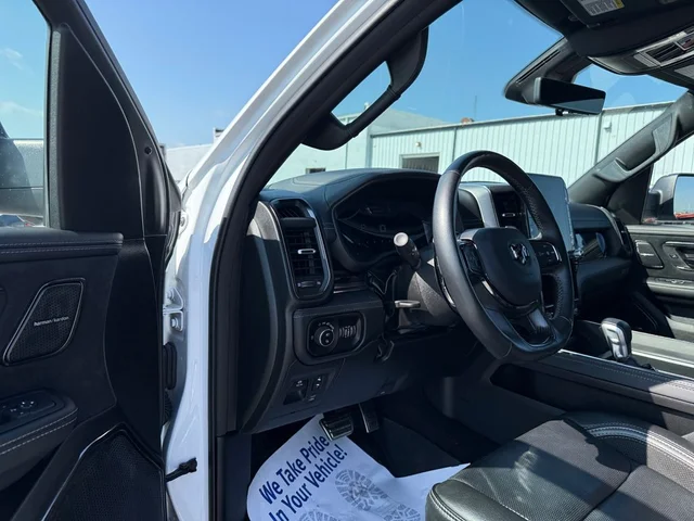SEMINUEVOS RAM 1500 a Estados en autogozo